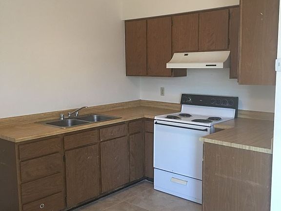 2nd image of 816 S Mohave Ave APT 4