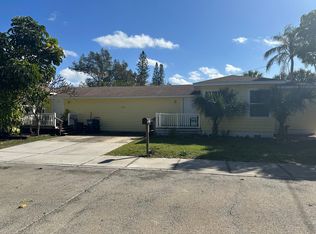 175 133rd Ave E #2, Saint Petersburg, FL 33708