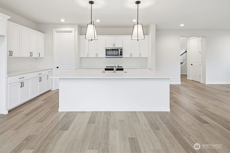 2nd image of 1640 Lockridge Loop E #10