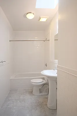 Rented by CG Realty | media 30