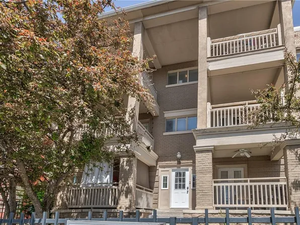 16 W 34th St #3A, Kansas City, MO 64111