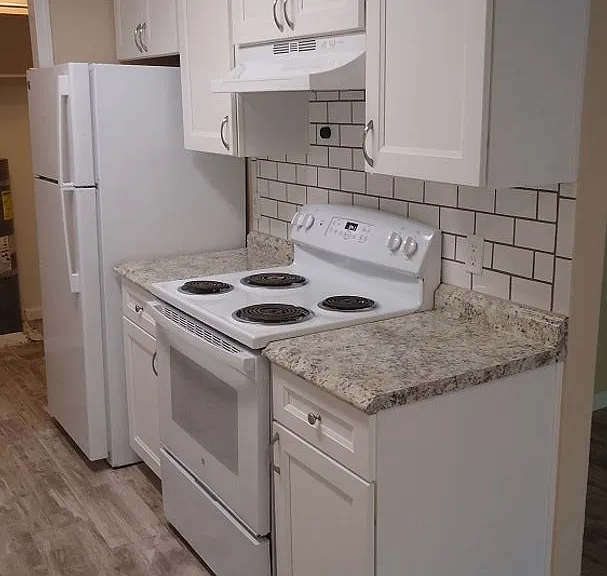 Glenview West Apartments — Photo 35