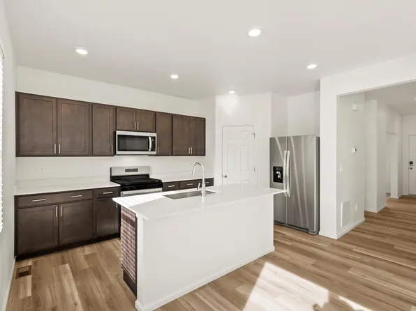 4634 Rabbitbrush St, Johnstown, CO 80534