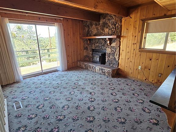 2nd image of 33460 Lakeview Dr