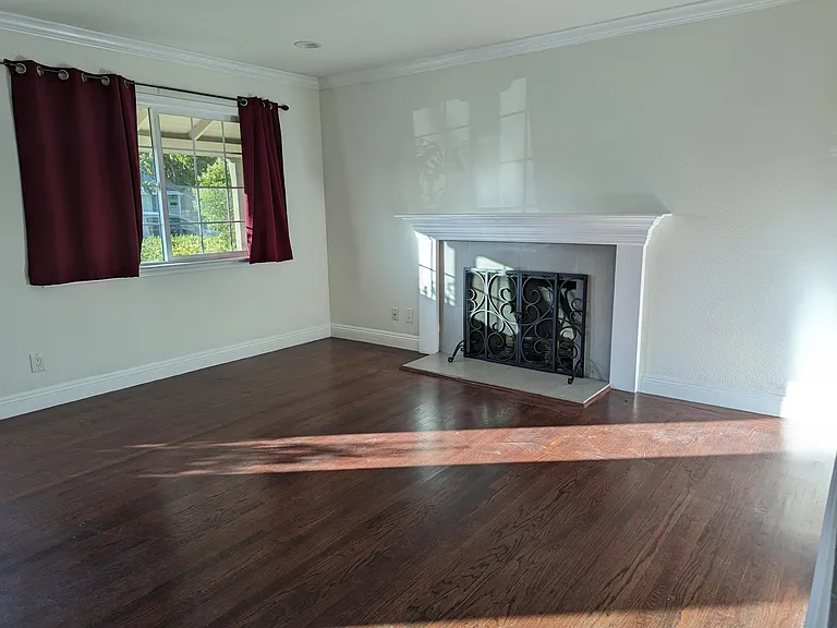 1688 Keller Ave — Photo 1