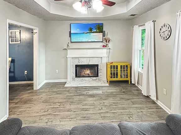 3rd image of 146 Henry Higgins Rd