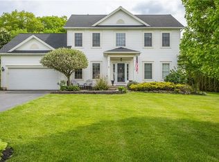 5 Terrace Hill Dr, Penfield, NY 14526
