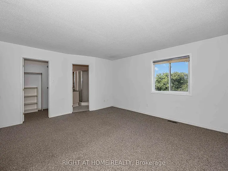 1 Kincardine Dr — Photo 15