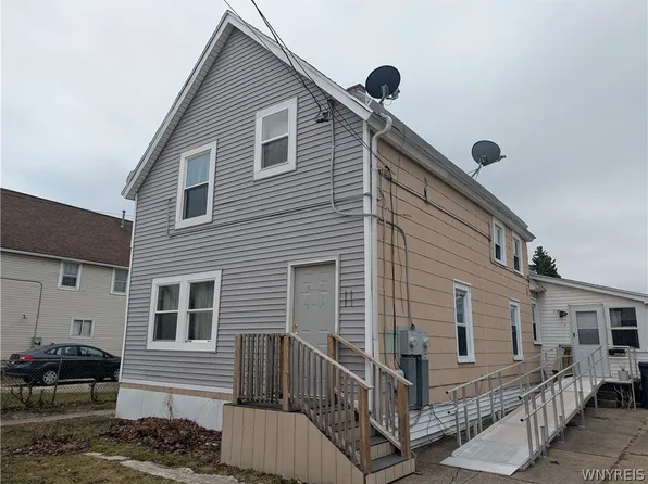 11 Pembina St, Buffalo, NY 14220