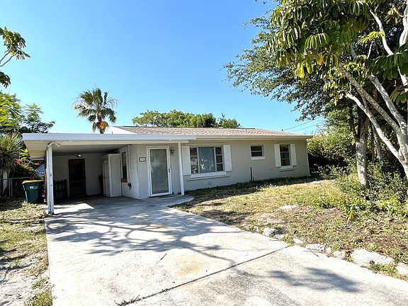 2nd image of 114 Orchid Blvd