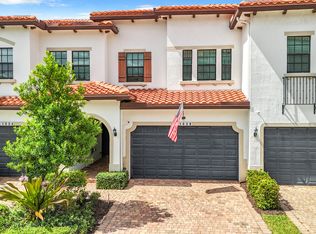 11638 SW 13th Ln, Pembroke Pines, FL 33025