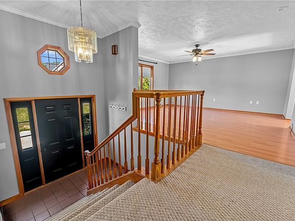 3rd image of 56 Ruble Dr