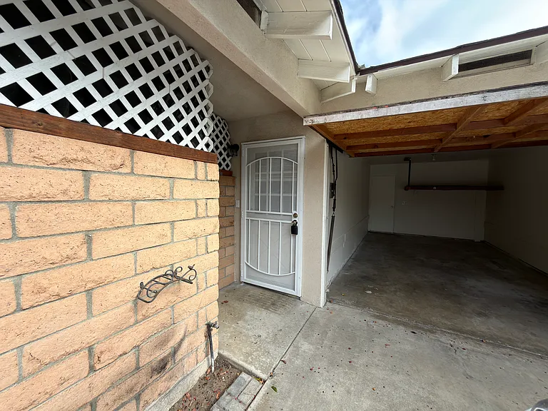 350 S Bedford Rd #350 — Photo 22