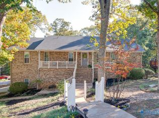 10009 Shades Rd SE, Huntsville, AL 35803