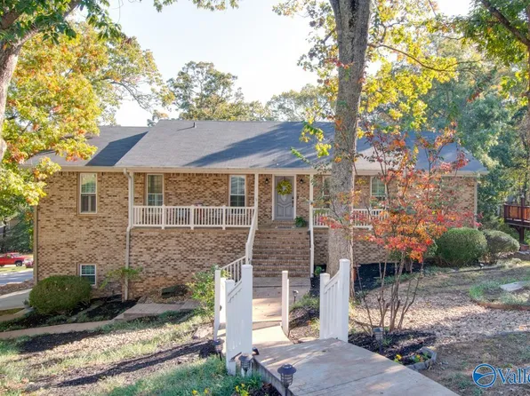 10009 Shades Rd SE, Huntsville, AL 35803