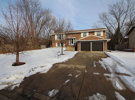 2nd image of 251 Evergreen Ln