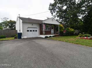 1017 Beachwood Blvd, Beachwood, NJ
