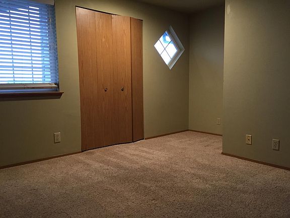 3rd image of 9904 Trident Ln NW APT 103