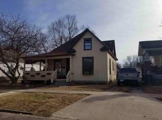 1128 W Lynn St, Springfield, MO 65802