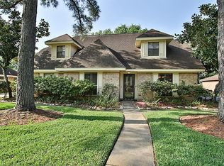 15811 Ridge Park Dr, Houston, TX 77095