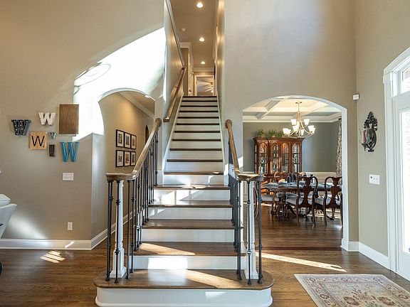 4th image of 705 Carolina Bay Ct