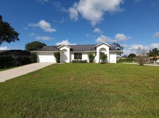 2290 E Annapolis Dr, Deltona, FL 32725