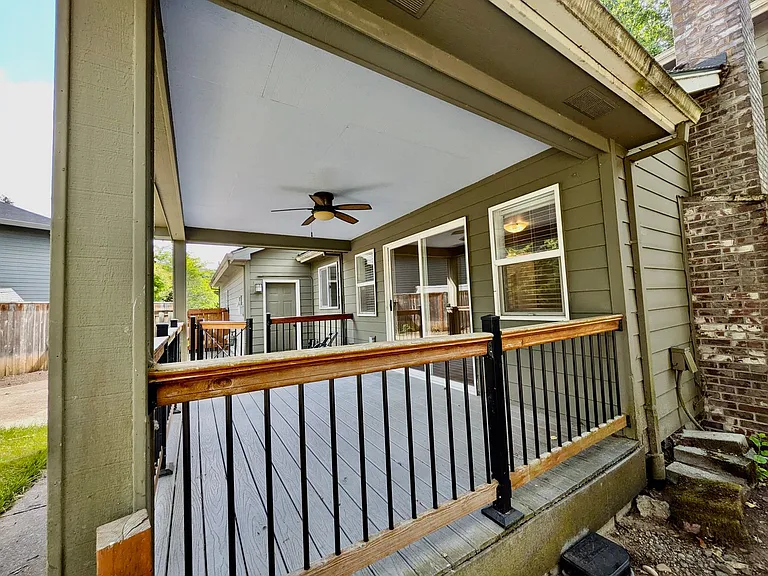17147 Warren Ct — Photo 33
