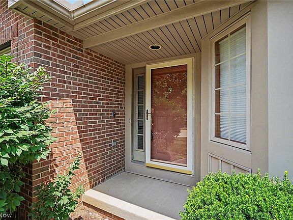 4th image of 127 Wilford Way