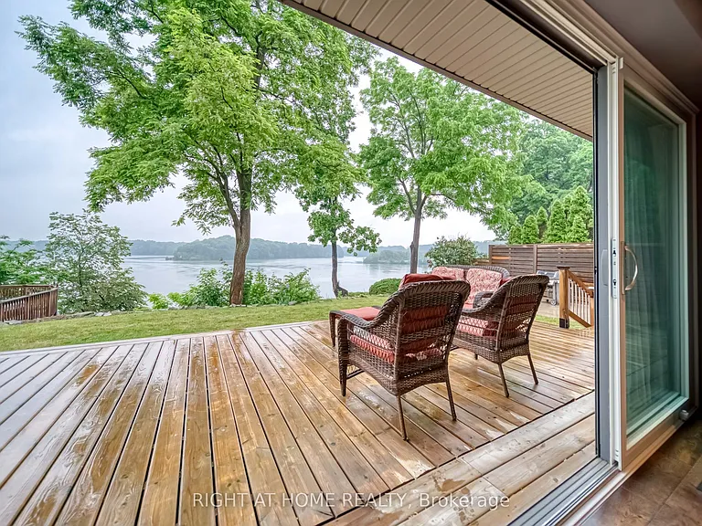 44 Royal Henley Blvd — Photo 16
