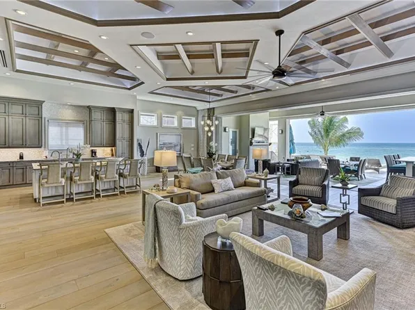 27390 Hickory BLVD, BONITA SPRINGS, FL 34134