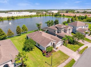 332 Red Rose Ln, Sanford, FL 32771