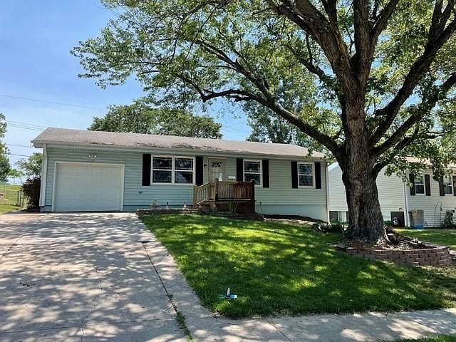 1st image of 7205 S 78th St