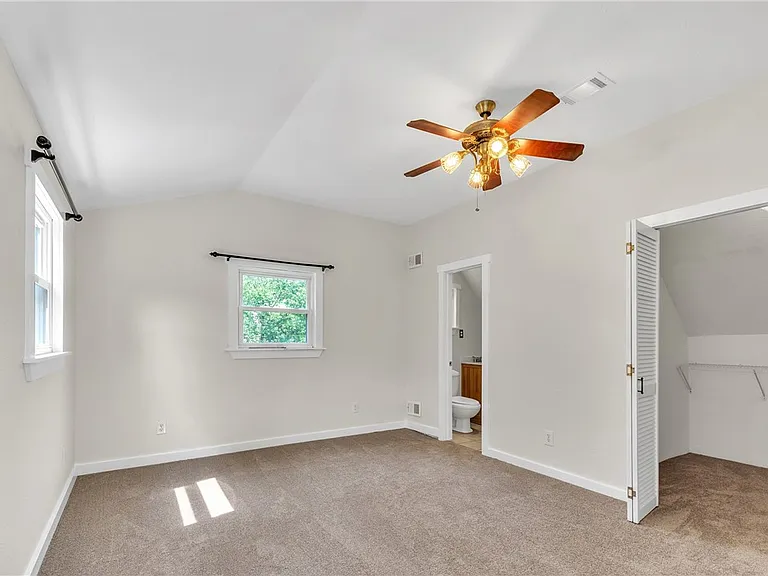 116 Purvis Ln — Photo 24