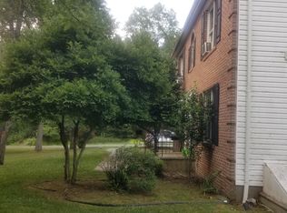 111 Cherokee Trl, Dingmans Ferry, PA 18328