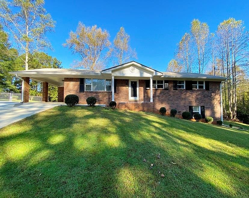 1st image of 3925 Gail Dr