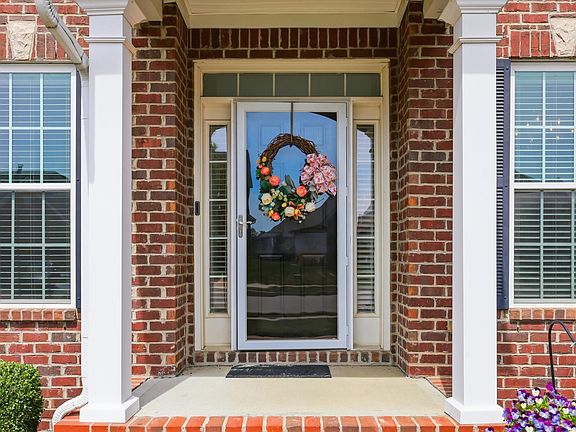 2nd image of 133 Waxwing Ln