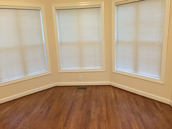 5th image of 4729 Wedgefield Dr