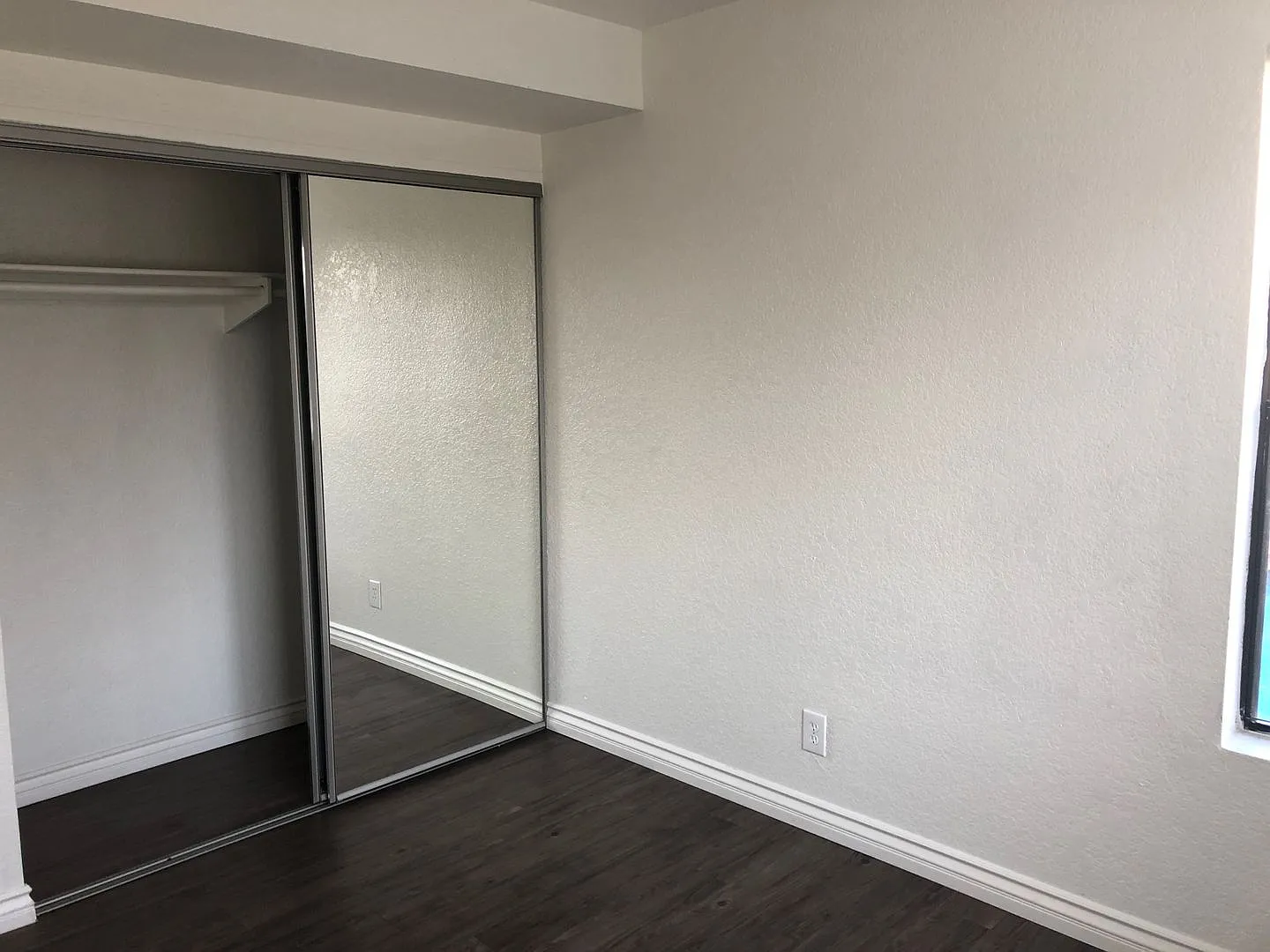 3bed,2bath townhome. Half off rent for January 2024! — Photo 4