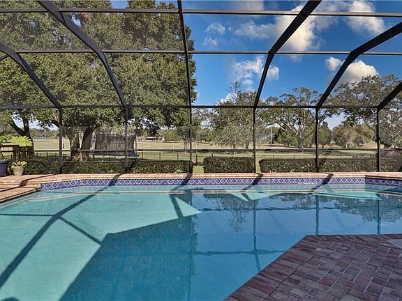 4th image of 2420 Arborwood Dr