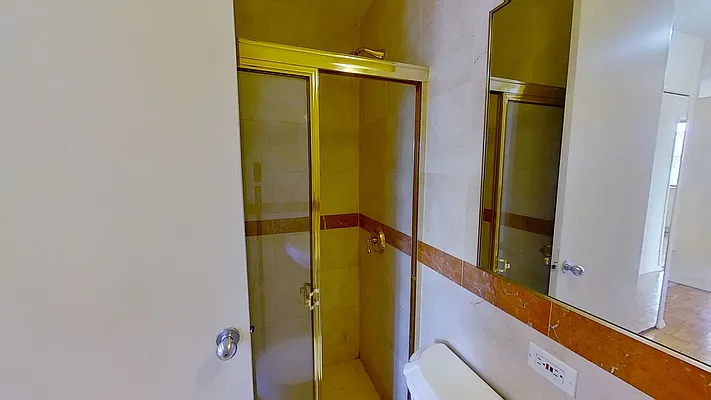 Rented by Oxford Property Group | media 9