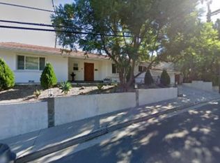 3768 Woodcliff Rd, Sherman Oaks, CA 91403