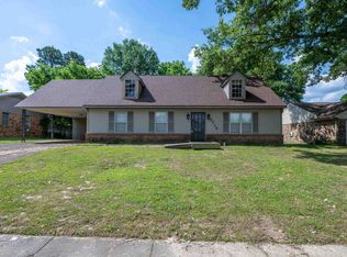 5715 Bartlett Woods Dr, Bartlett, TN 38134