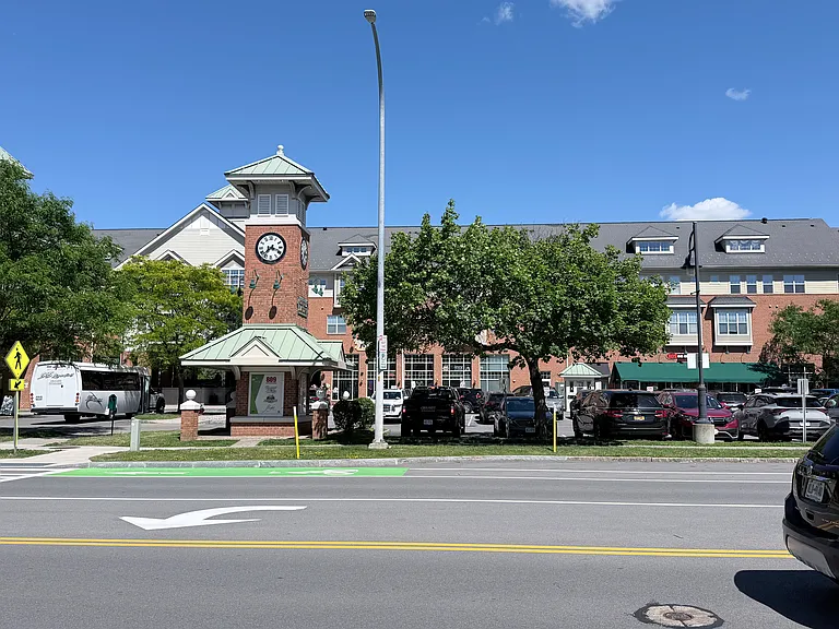 95 Troup St #5 — Photo 49