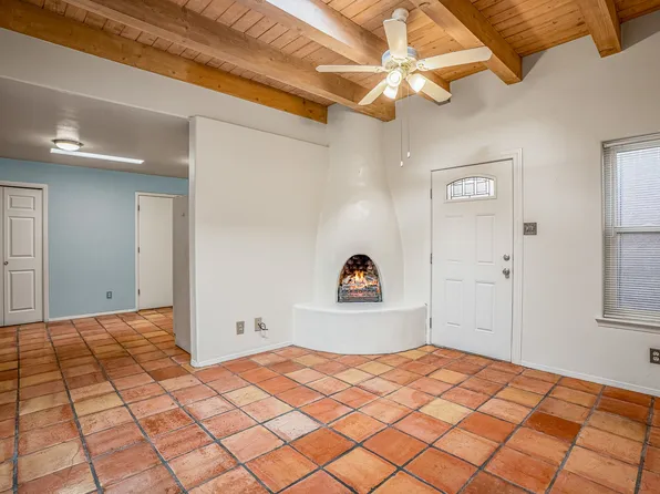 1145 Calle Amanda APT 4, Santa Fe, NM 87507