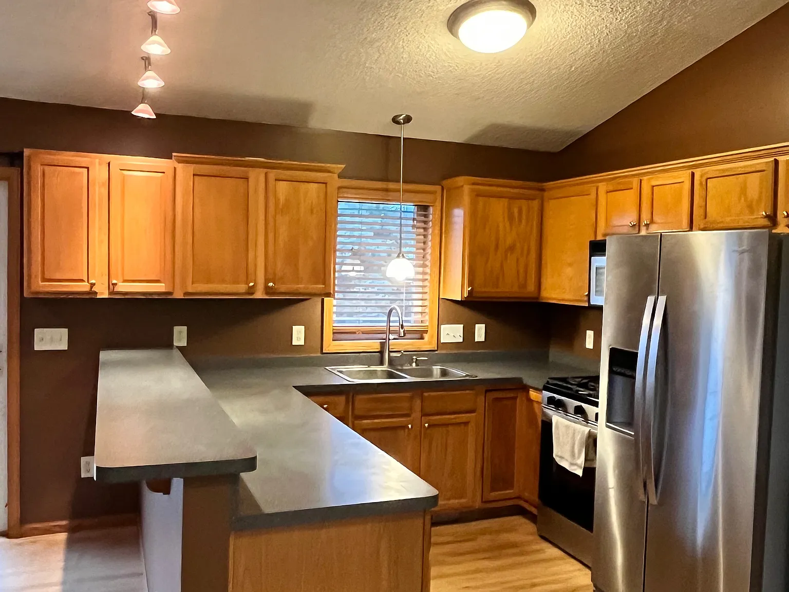 Jack Russell Ave, Shakopee — Photo 4