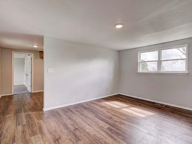 6700 N Coltrane Rd — Photo 5