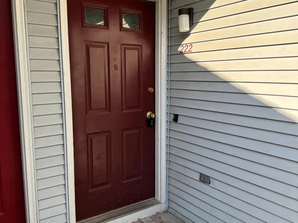 222 Bexley Ln, Piscataway, NJ 08854