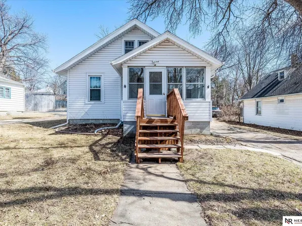 2507 N 62nd St, Omaha, NE 68104