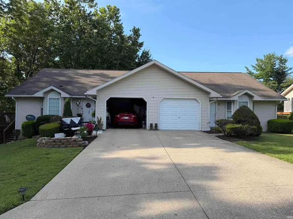 118 & 120 W White Pine Dr, Santa Claus, IN 47579