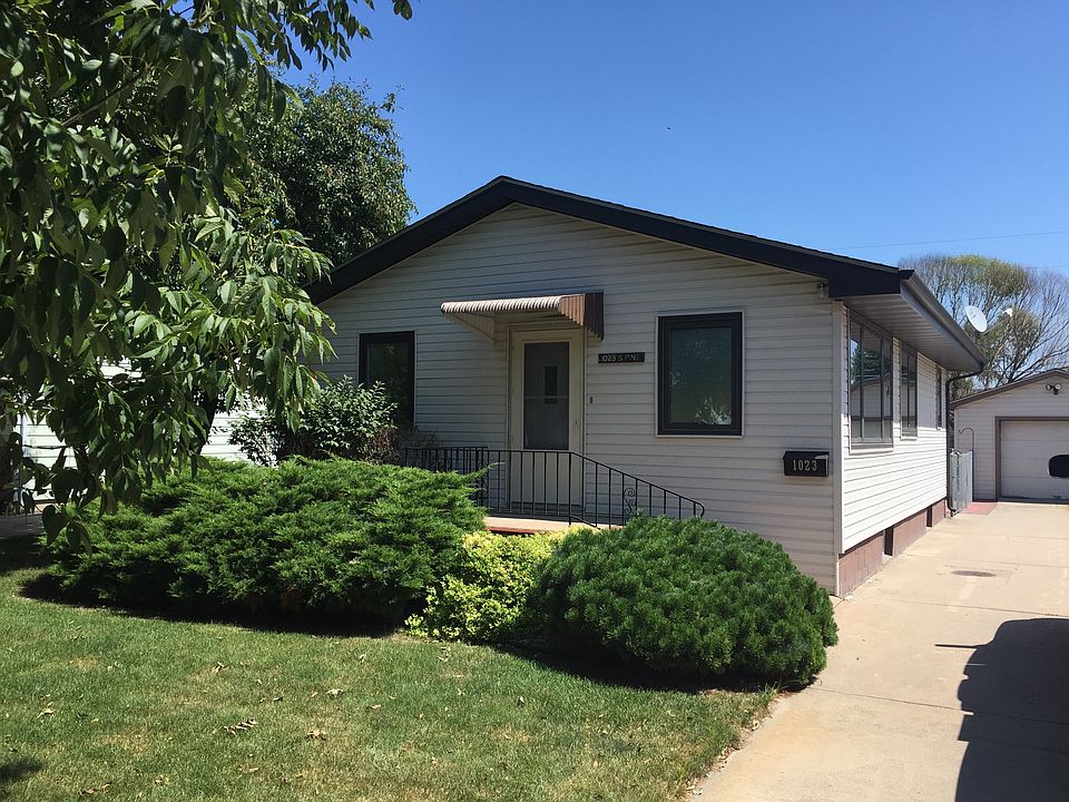 1st image of 1023 S Pine St
